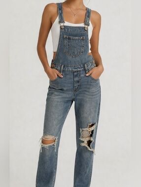 AMERICAN EAGLE Ripped DISTRESSED Patched TOMGIRL Denim OVERALLS XS